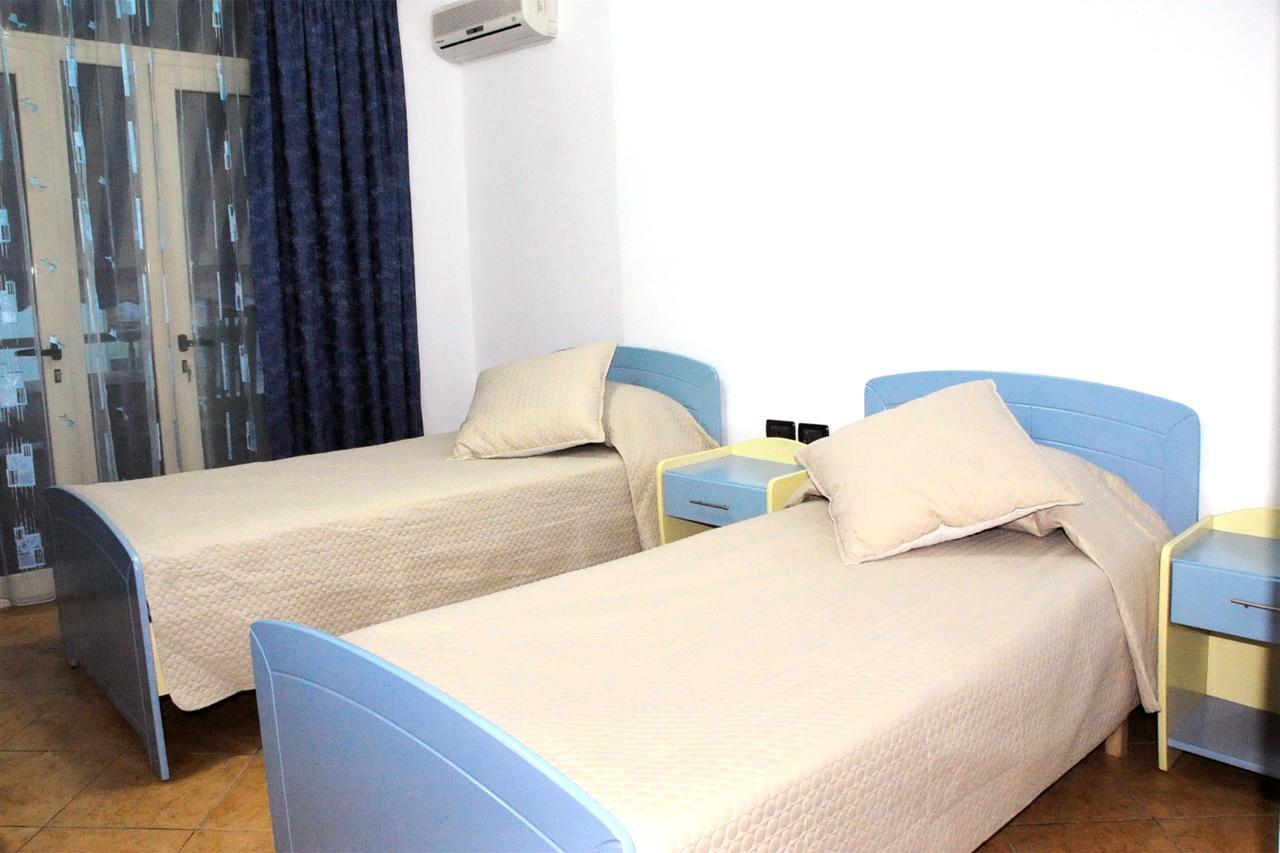 Hotel Grand G&T Škalngur Esterno foto