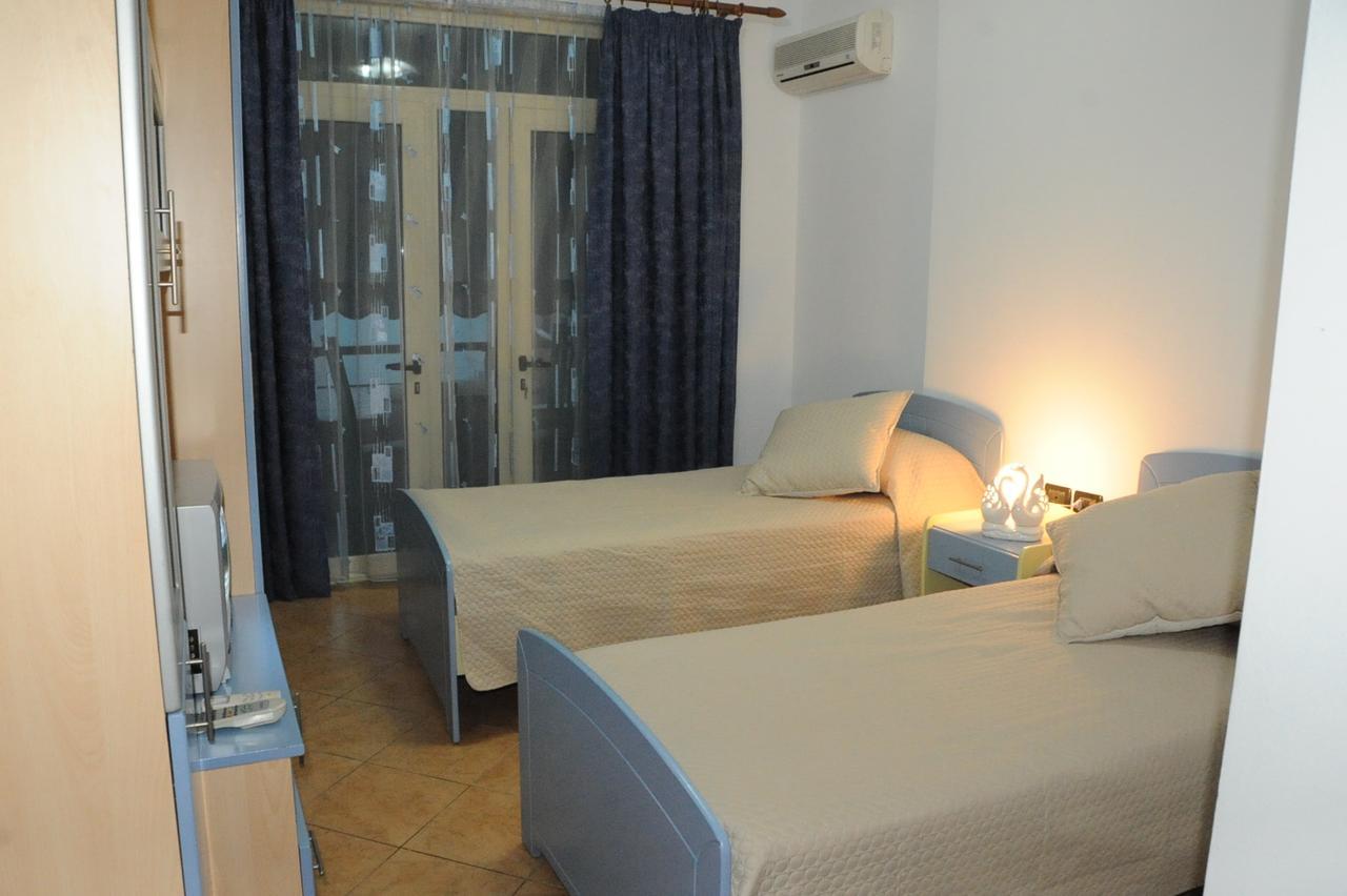 Hotel Grand G&T Škalngur Esterno foto