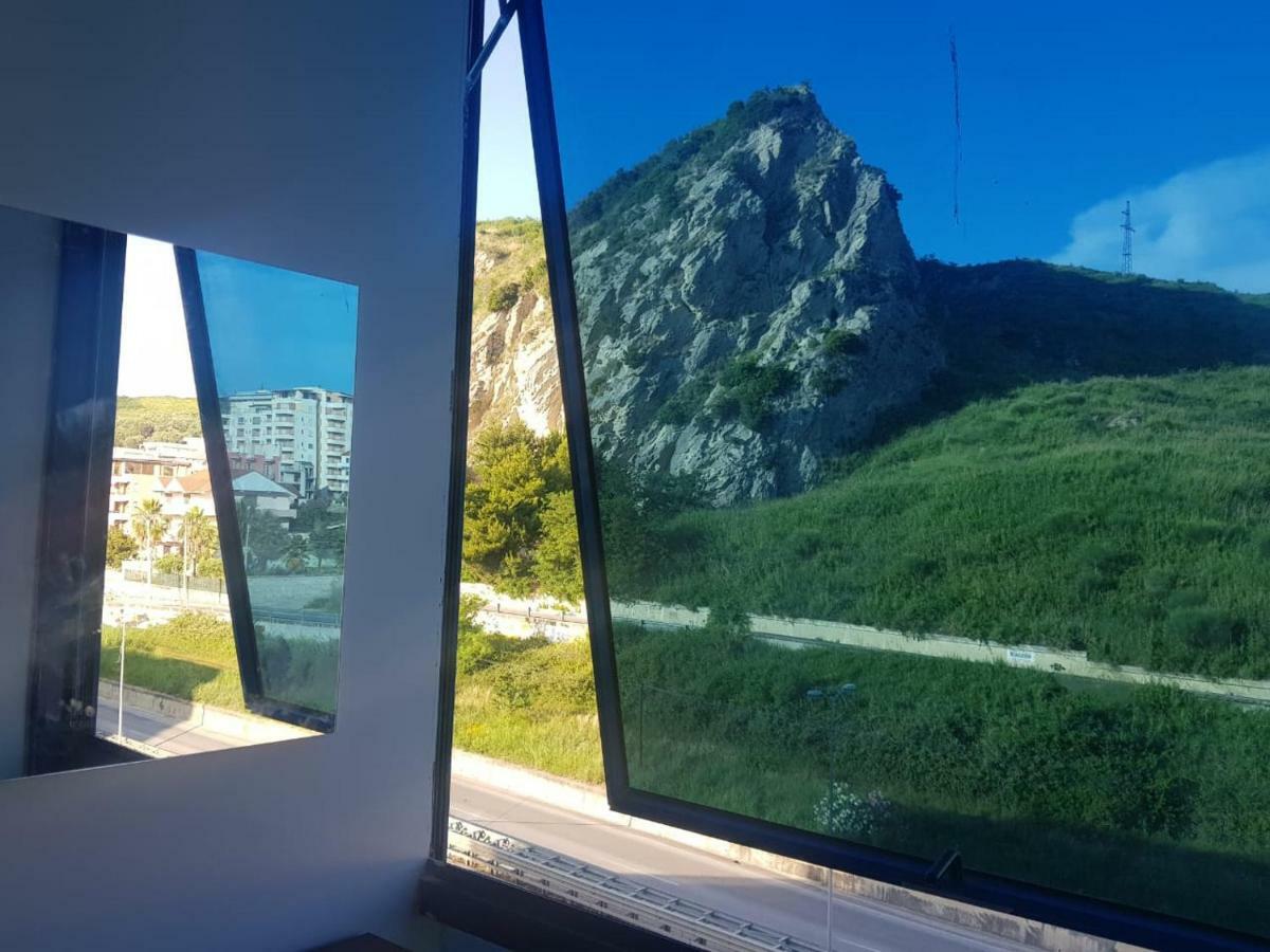Hotel Grand G&T Škalngur Esterno foto